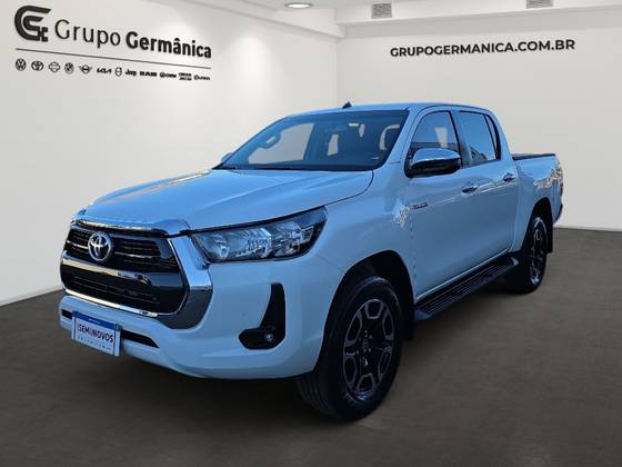 TOYOTA HILUX 2.8 D-4D TURBO DIESEL CD SRV 4X4 AUTOMÁTICO TOYOTA HILUX 2.8 D-4D TURBO DIESEL CD SRV 4X4 AUTOMÁTICO